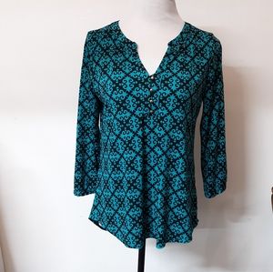 Dana Buchman top  womens (medium) bluish teal /black